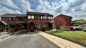 8, Foley Gardens, Heywood OL10 2LE