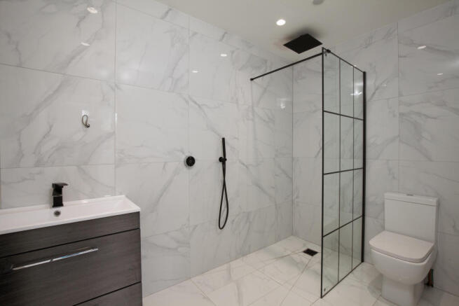 DOWNSTAIRS SHOWER
