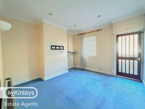2 bedroom cottage with attic room walking distance to the Train station photo 2