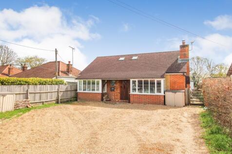 Stane Street, North Heath, Pulborough, West Sussex. RH20 1DN