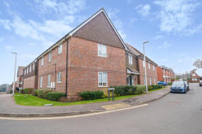 16, Ash Way, Haywards Heath RH17 7GE