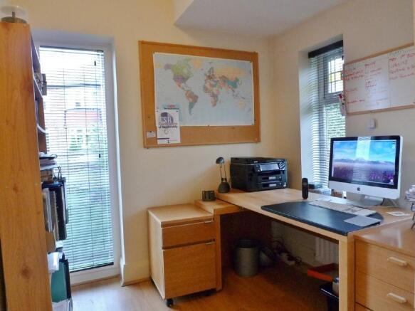 Photo 9