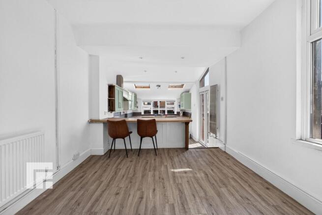 Hilda Street, Barry, CF62 photo 5