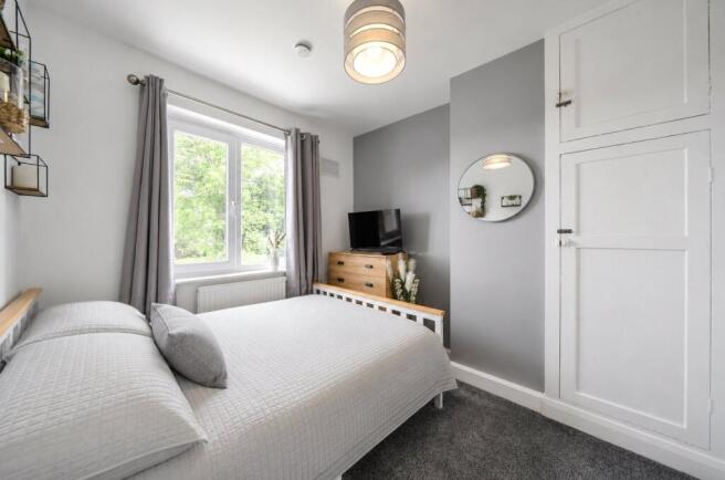 3 bed Terraced for sale Image 12