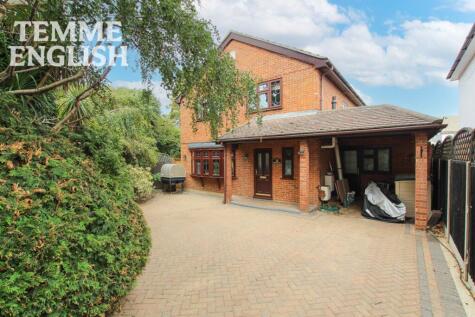 Canewdon Gardens, Wickford, SS11
