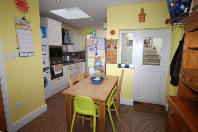 KITCHEN/DINER