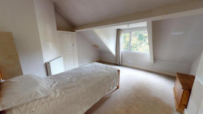 7 bed Semi-Detached for sale Image 12