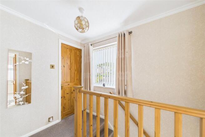 3 bed Semi-Detached for sale Image 9