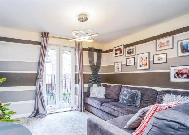2 bed House for sale Image 7