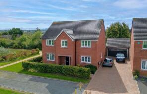 48, Hollyblue Close, Pershore WR10 2BW