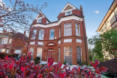 Victoria Crescent, London, SE19