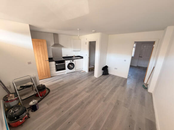 One Bedroom Ground Floor Flat To Let