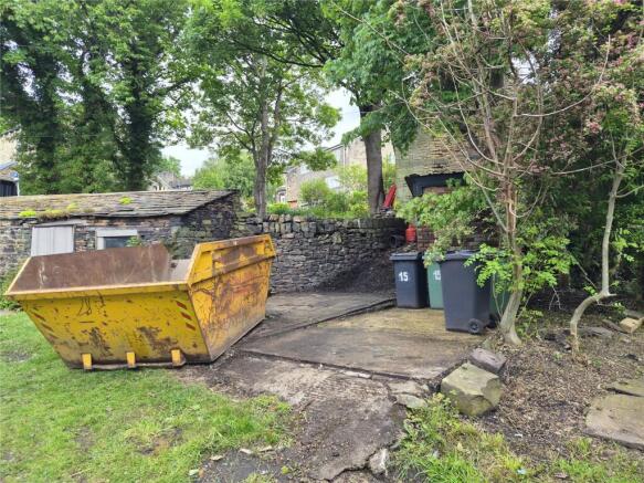 3 bed Terraced for sale Image 12
