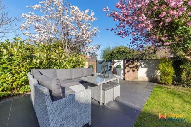 Private Patio ...