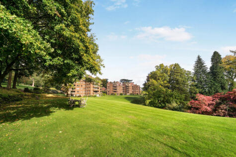 Lythe Hill Park, Haslemere, GU27
