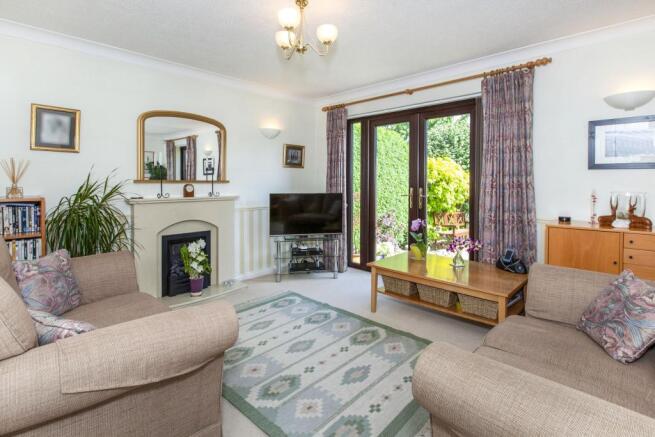 Living/Dining Room