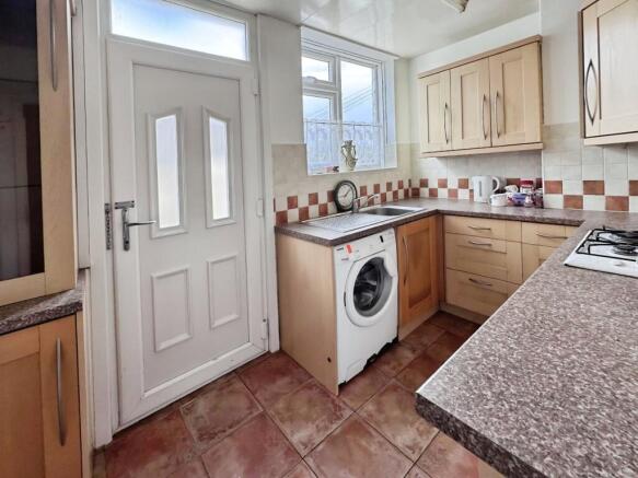2 bed Bungalow for sale Image 4