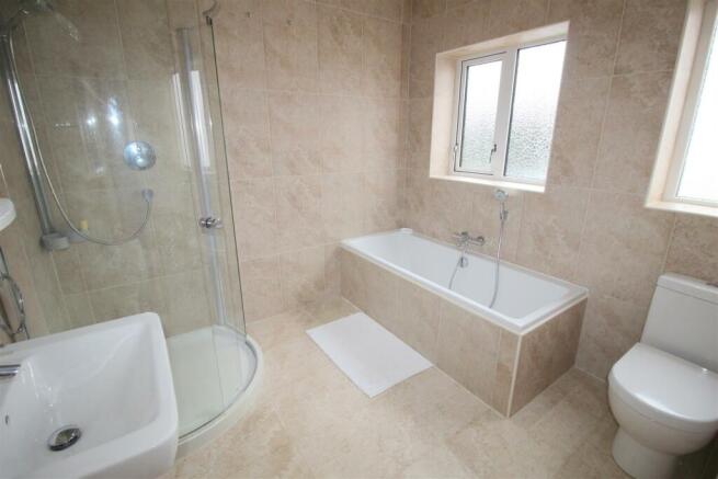 Bathroom/Wc