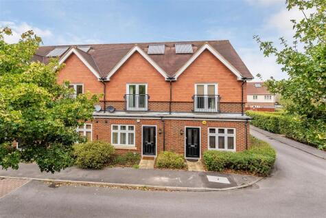 Elliston Way, Ashtead, KT21