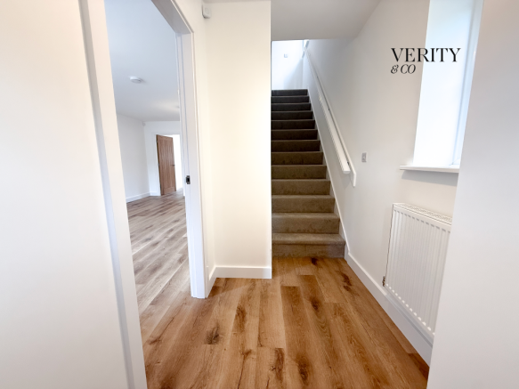3 bed Semi-Detached for sale Image 7