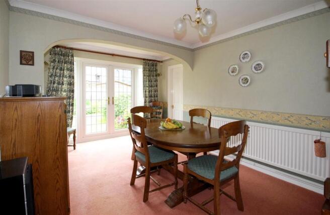 1006_Thurlow Garth.j
