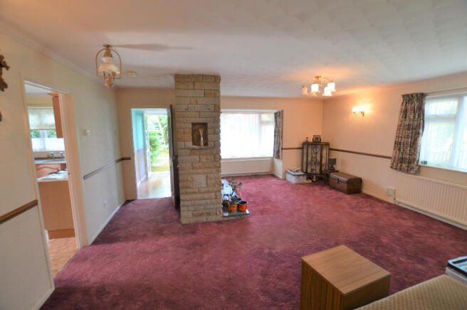 Lounge To Front