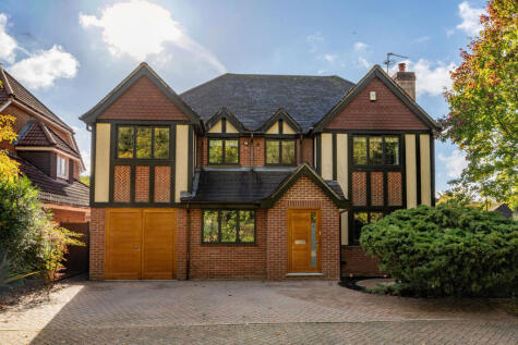 Hatchlands, Horsham, RH12