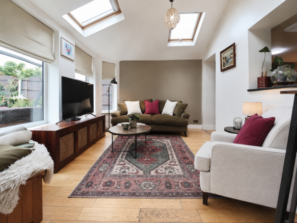 4 bed Detached for sale Image 4