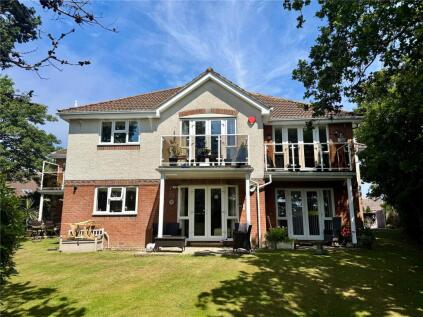 Caslake Close, New Milton, Hampshire, BH25