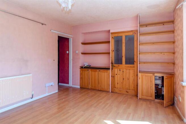 8697162-interior12.jpg