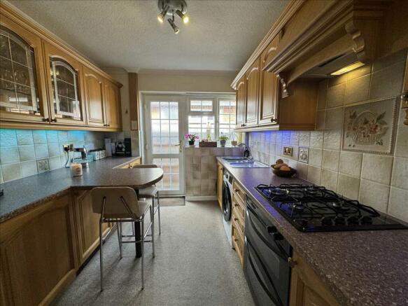 BREAKFAST KITCHEN