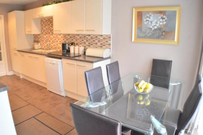 Kitchen/breakfast ro
