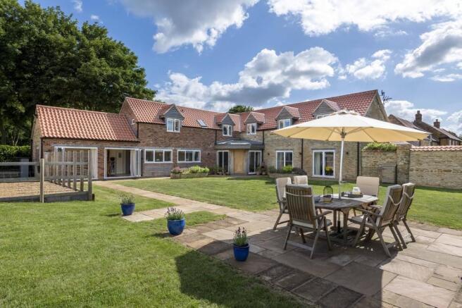 Garden terrace ar...