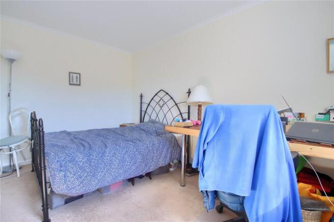 4 bed Link Detached House for sale Image 11
