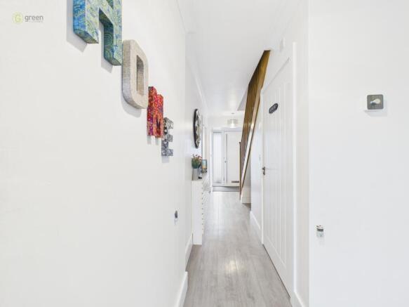 cam04425g0pr0318still002