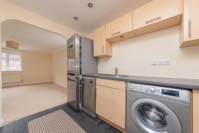 3 St Francis Close (13).jpg