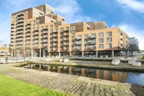 Flat 236, 3 Watermans Place, Wharf Approach, Holbeck, Leeds LS1 4GQ