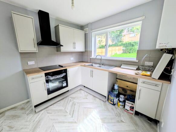 3 bed Semi-Detached for sale Image 7