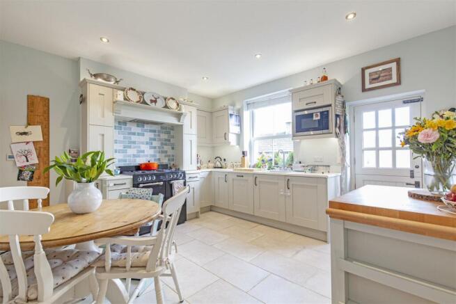 Kitchen-1.jpg
