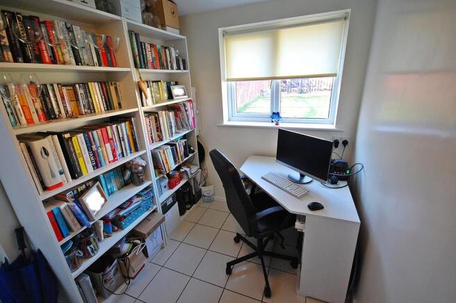 Photo 8