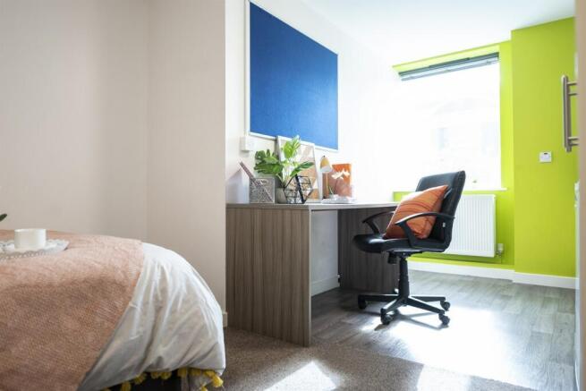 Studio to rent Image 9