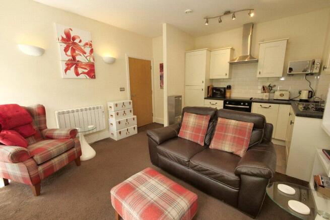 2 bed Apartment for sale Image 8
