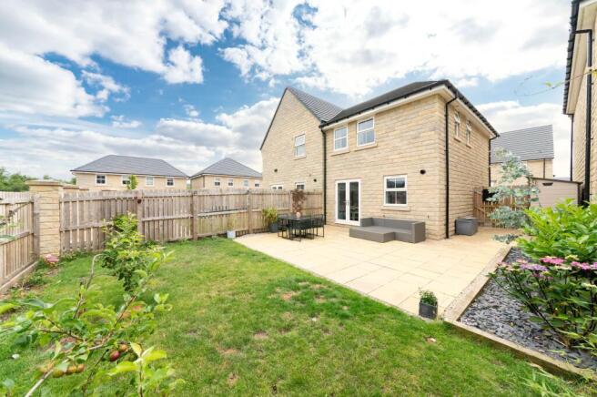 Bowland Close, Honley, HD9 photo 4