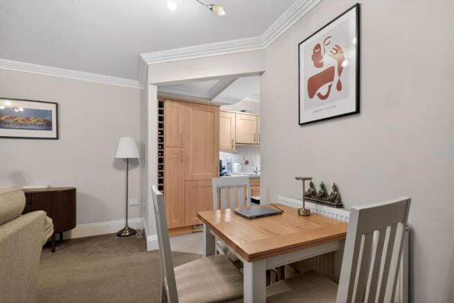 2 bed Apartment for sale Image 8
