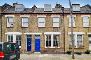 60, Senrab Street, London E1 0QF