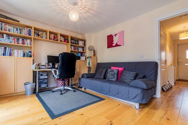 Bedroom/Study