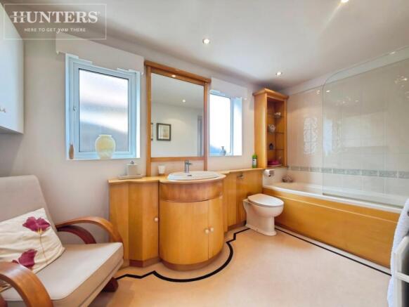 3 bed Detached Bungalow for sale Image 12