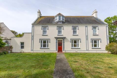 Flat 5 La Blanche Charriere, La Rochelle Road, Vale, GY3