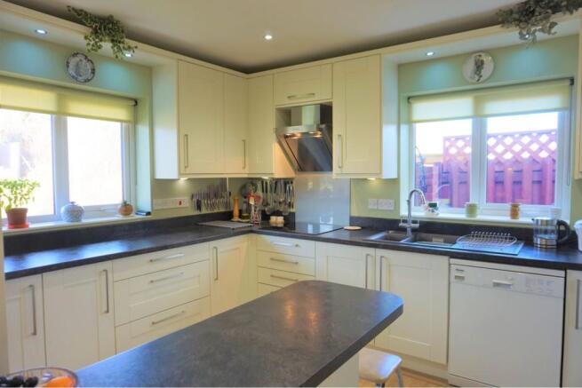 Kitchen/Breakfast