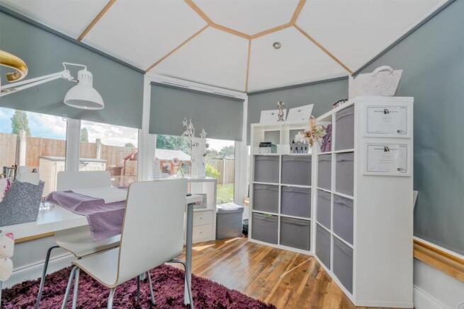 Hednesford Road, Heath Hayes, Cannock, Staffordshi